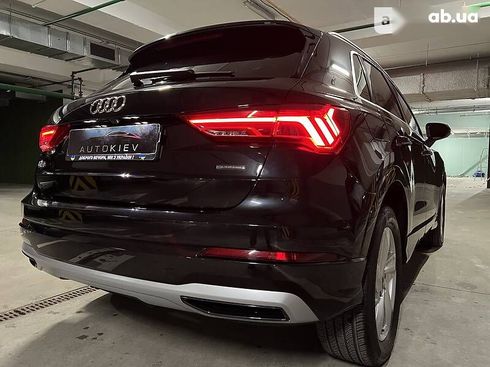 Audi Q3 2019 - фото 12