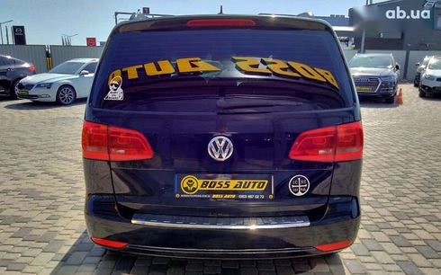 Volkswagen Touran 2012 - фото 4