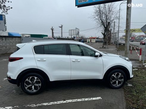 Kia Sportage 2021 белый - фото 2