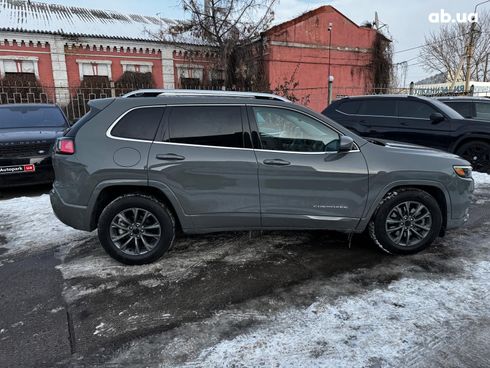 Jeep Cherokee 2019 серый - фото 8