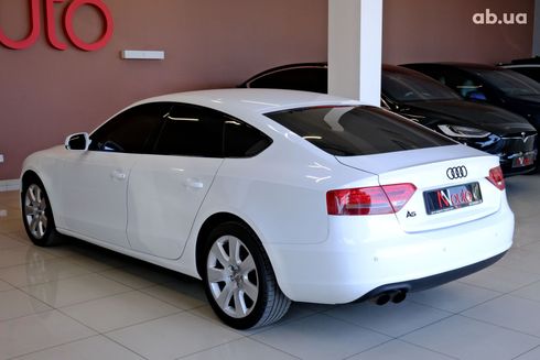 Audi A5 2012 белый - фото 4