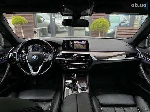 BMW 5 серия 2017 - фото 6