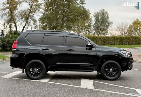 Toyota Land Cruiser Prado 2020 - фото 16
