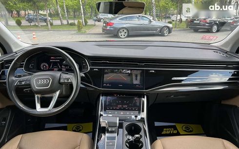 Audi Q7 2020 - фото 30