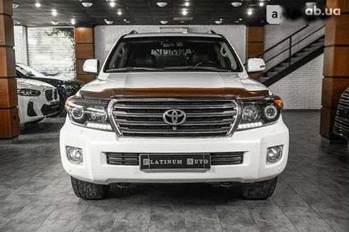 Toyota Land Cruiser 2014 - фото 16