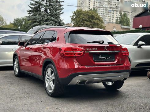 Mercedes-Benz GLA-Класс 2015 - фото 2