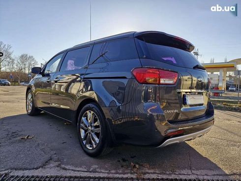 Kia Carnival 2015 - фото 6