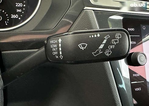 Volkswagen Tiguan 2017 - фото 16