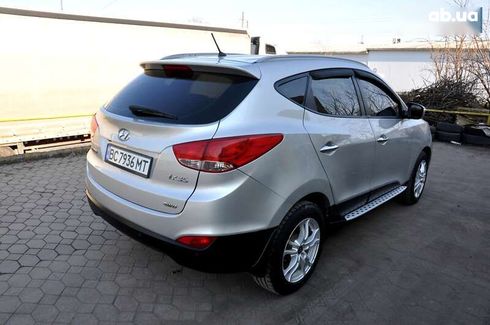 Hyundai ix35 2011 - фото 6