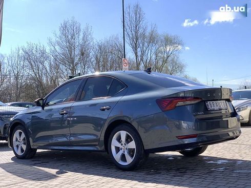 Skoda Octavia 2020 - фото 19