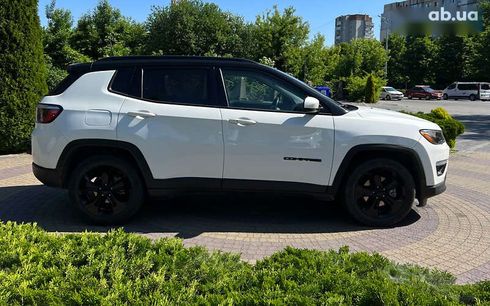 Jeep Compass 2020 - фото 7