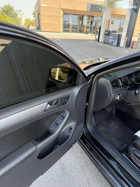 Volkswagen Jetta 2016 - фото 15