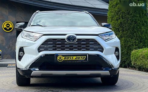 Toyota RAV4 2020 - фото 2