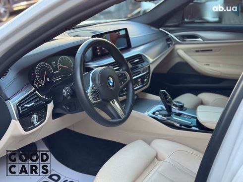 BMW 5 серия 2019 - фото 15