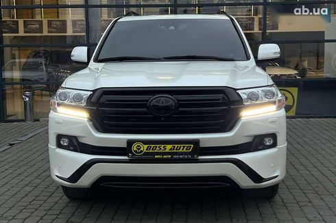 Toyota Land Cruiser 2016 - фото 2