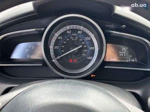 Toyota Yaris 2017 - фото 19