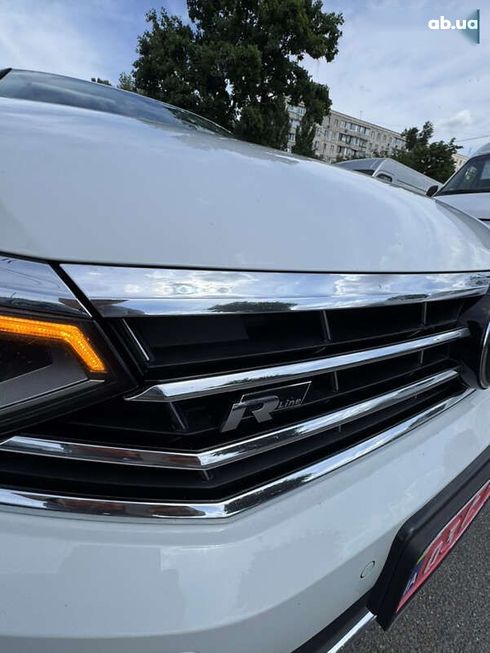 Volkswagen Passat 2021 - фото 14