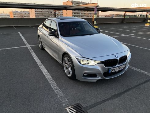 BMW 3 серия 2016 серебристый - фото 2