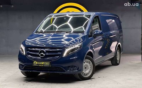 Mercedes-Benz V-Класс 2017 - фото 3