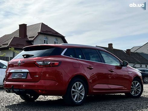 Renault Megane 2017 - фото 8