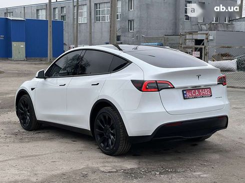 Tesla Model Y 2021 - фото 13