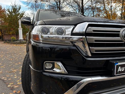 Toyota Land Cruiser 2018 черный - фото 10
