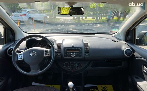 Nissan Note 2010 - фото 11