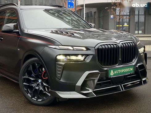 BMW X7 2023 - фото 3