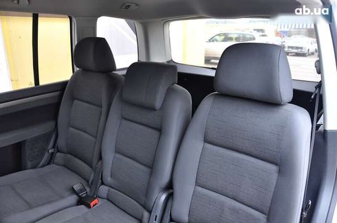 Volkswagen Touran 2010 - фото 19