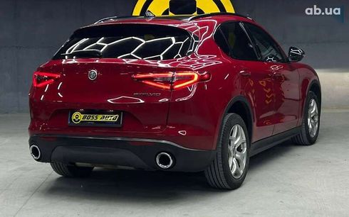Alfa Romeo Stelvio 2021 - фото 6