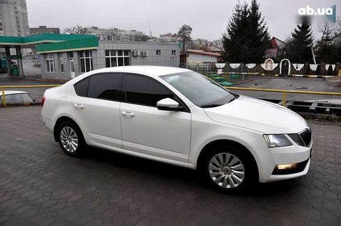 Skoda Octavia 2017 - фото 4