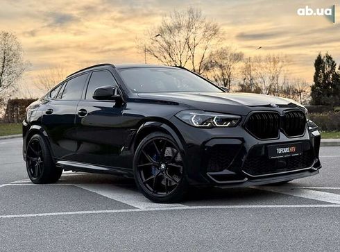 BMW X6 M 2022 - фото 20