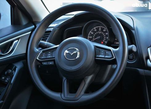 Mazda 3 2017 - фото 17