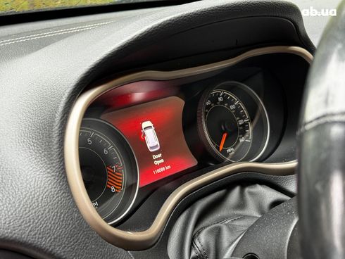 Jeep Cherokee 2015 серый - фото 17