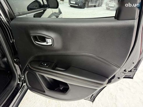 Jeep Compass 2018 - фото 14