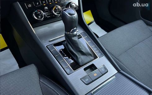 Skoda Superb 2020 - фото 22
