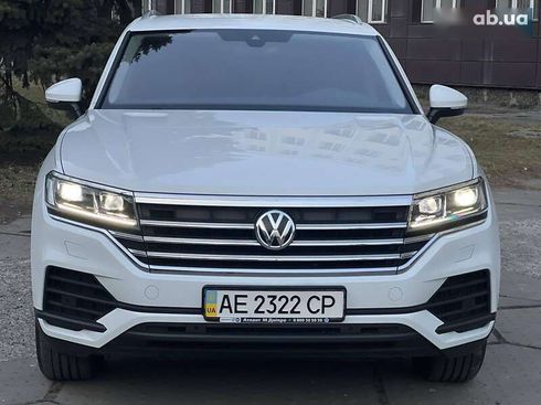 Volkswagen Touareg 2020 - фото 2