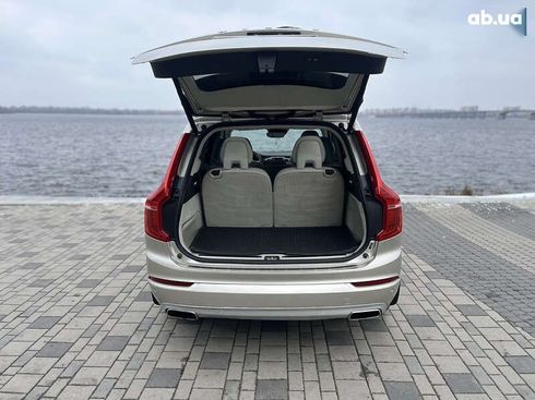 Volvo XC90 2016 - фото 24