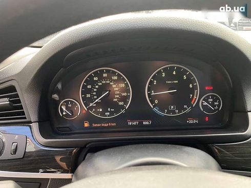 BMW 5 серия 2014 - фото 14