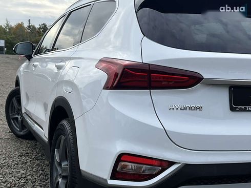 Hyundai Santa Fe 2018 - фото 12