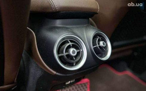 Alfa Romeo Stelvio 2021 - фото 20
