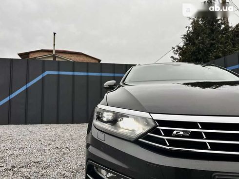 Volkswagen Passat 2018 - фото 24