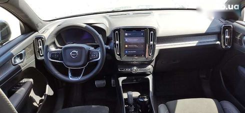 Volvo XC40 2021 - фото 22