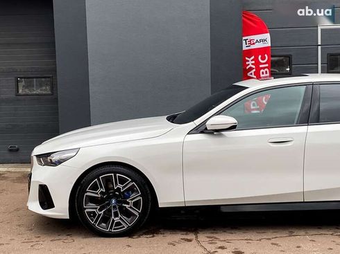 BMW i5 2024 - фото 5