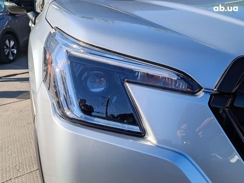 Subaru Forester 2022 серый - фото 4