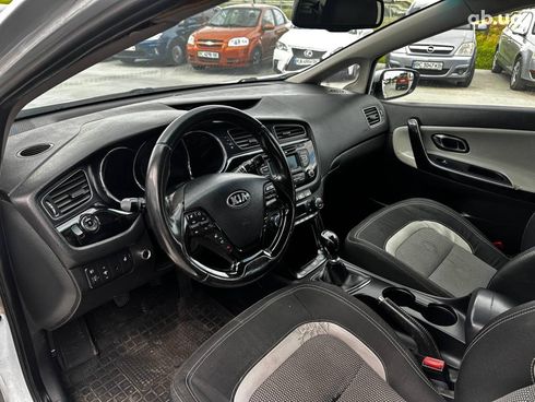 Kia Cee'd 2012 черный - фото 16