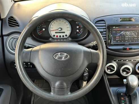 Hyundai i10 2009 желтый - фото 32