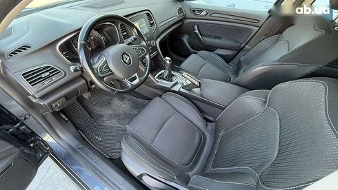 Renault Megane 2017 - фото 22