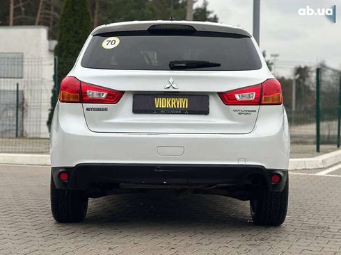Mitsubishi Outlander 2015 - фото 13