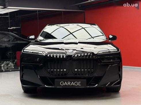 BMW 7 серия 2023 - фото 2